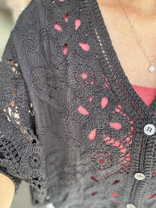 Vintage Charm Black