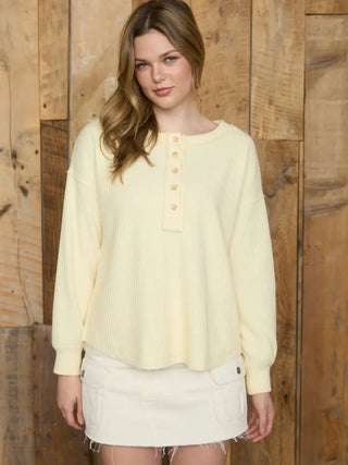 Vanilla Chai Henley Top