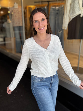 Chic Feminine Cream Cardigan