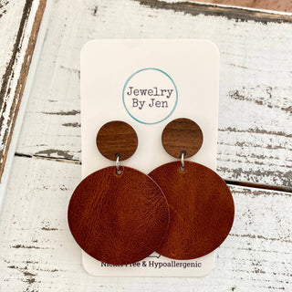 Wood Stud Earring: Brown