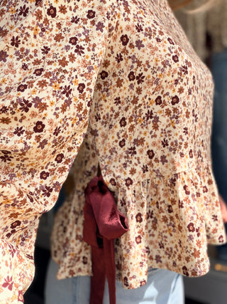 Crème Brûlée Floral Blouse