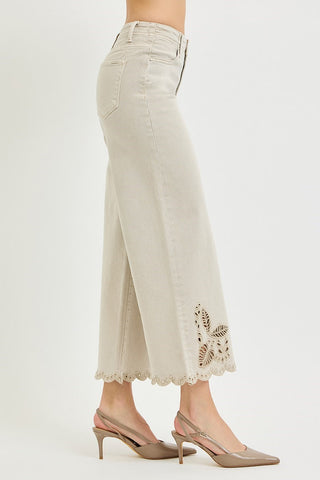 Magnolia Eyelet Wide 27"