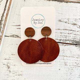 Wood Stud Earring: Brown