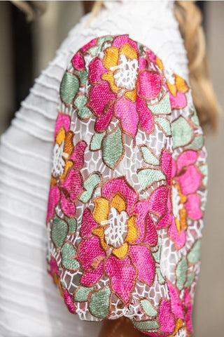 Chic Floral Embroider Top